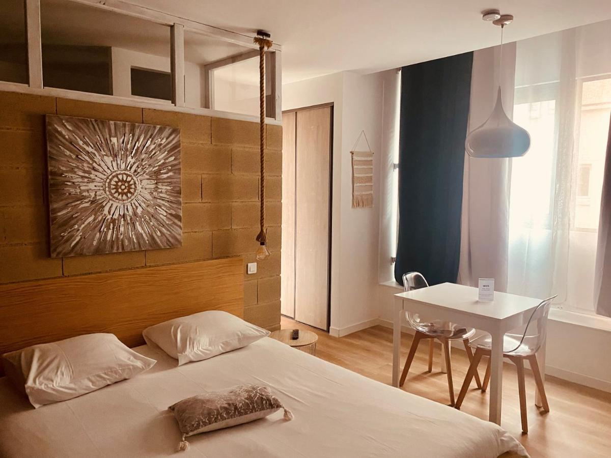 Suite 24 Appart'Hotel-3 Etoiles Le Creusot Exterior photo